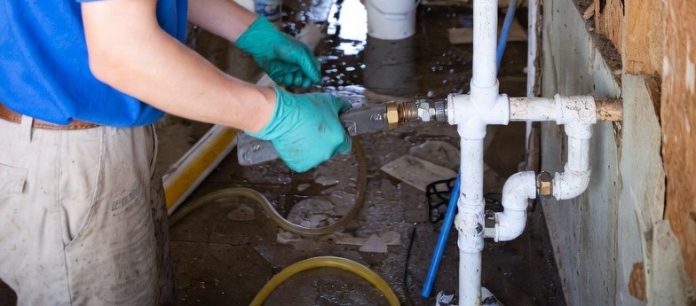 How Soon Should You Call After a Leak in Anaheim?