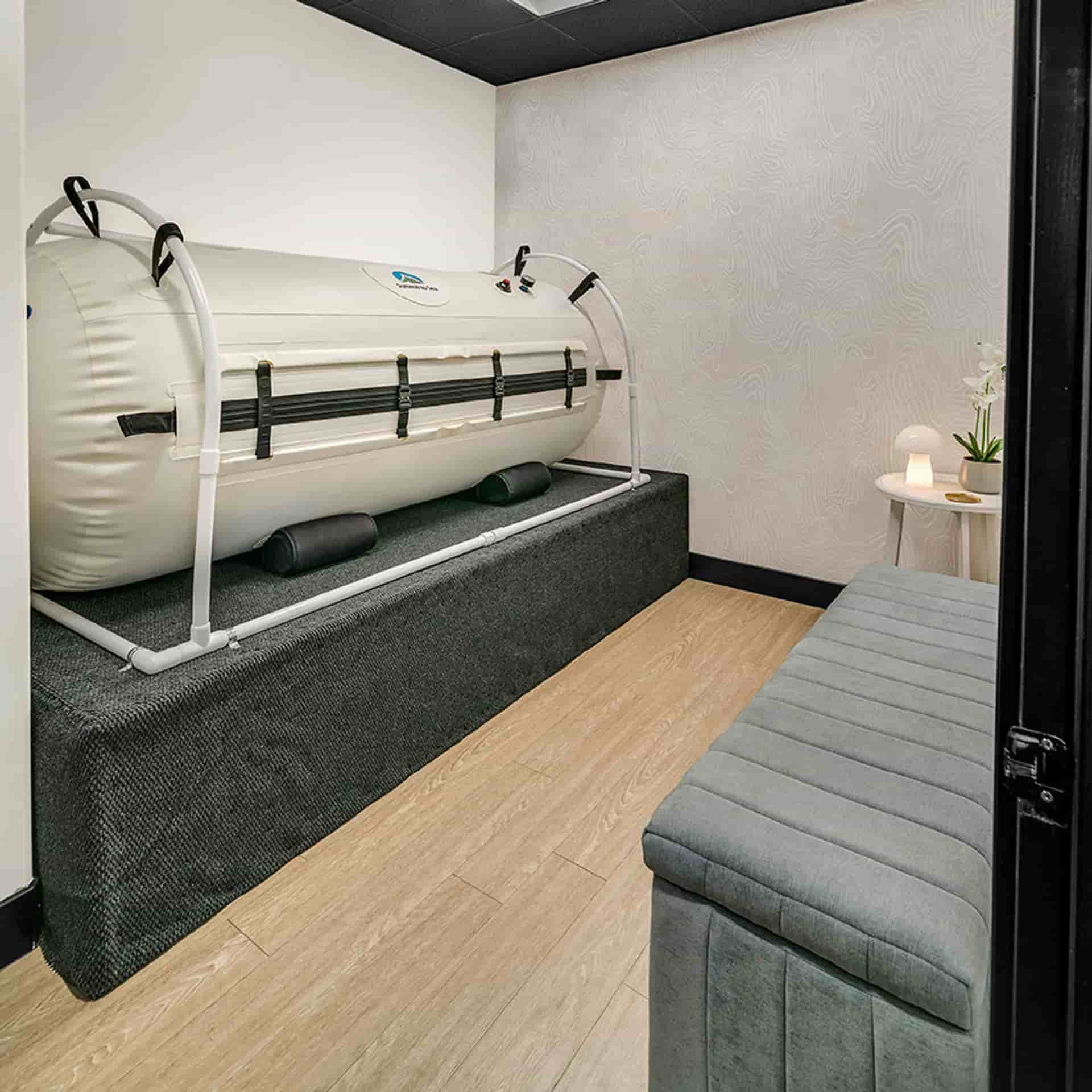  Hyperbaric Oxygen Therapy chamber at Level Up Wellness, enhancing circulation and boosting the immune system.