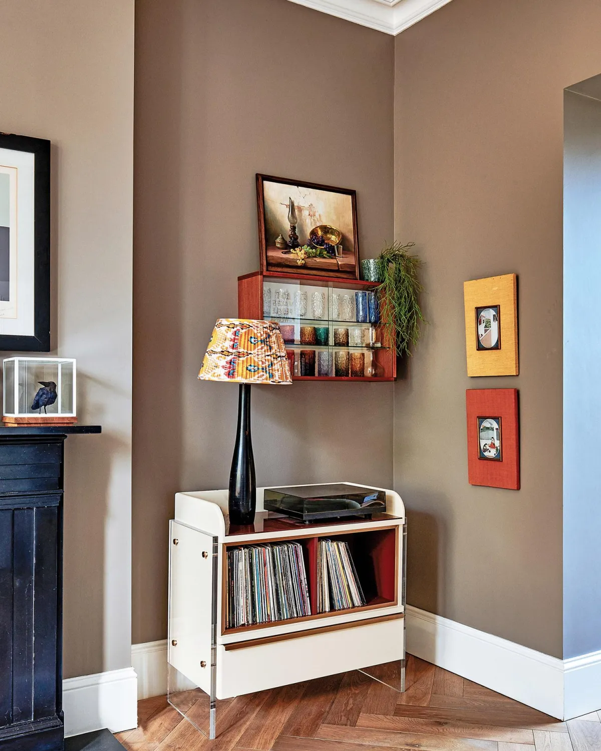 Zeppelin Vinyl Cabinet - Drawing Room - Victorian Townhouse Villa - Islington London