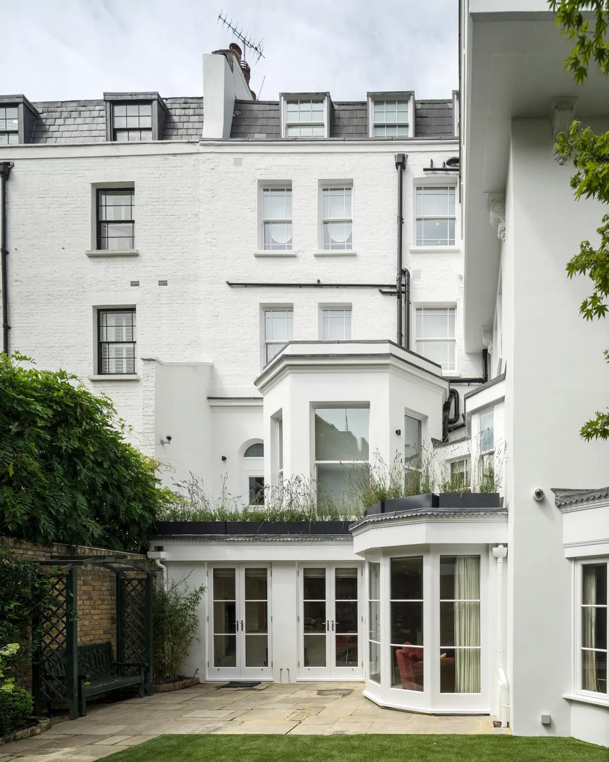 Bedroom Living Area- Victorian Townhouse - Notting Hill London