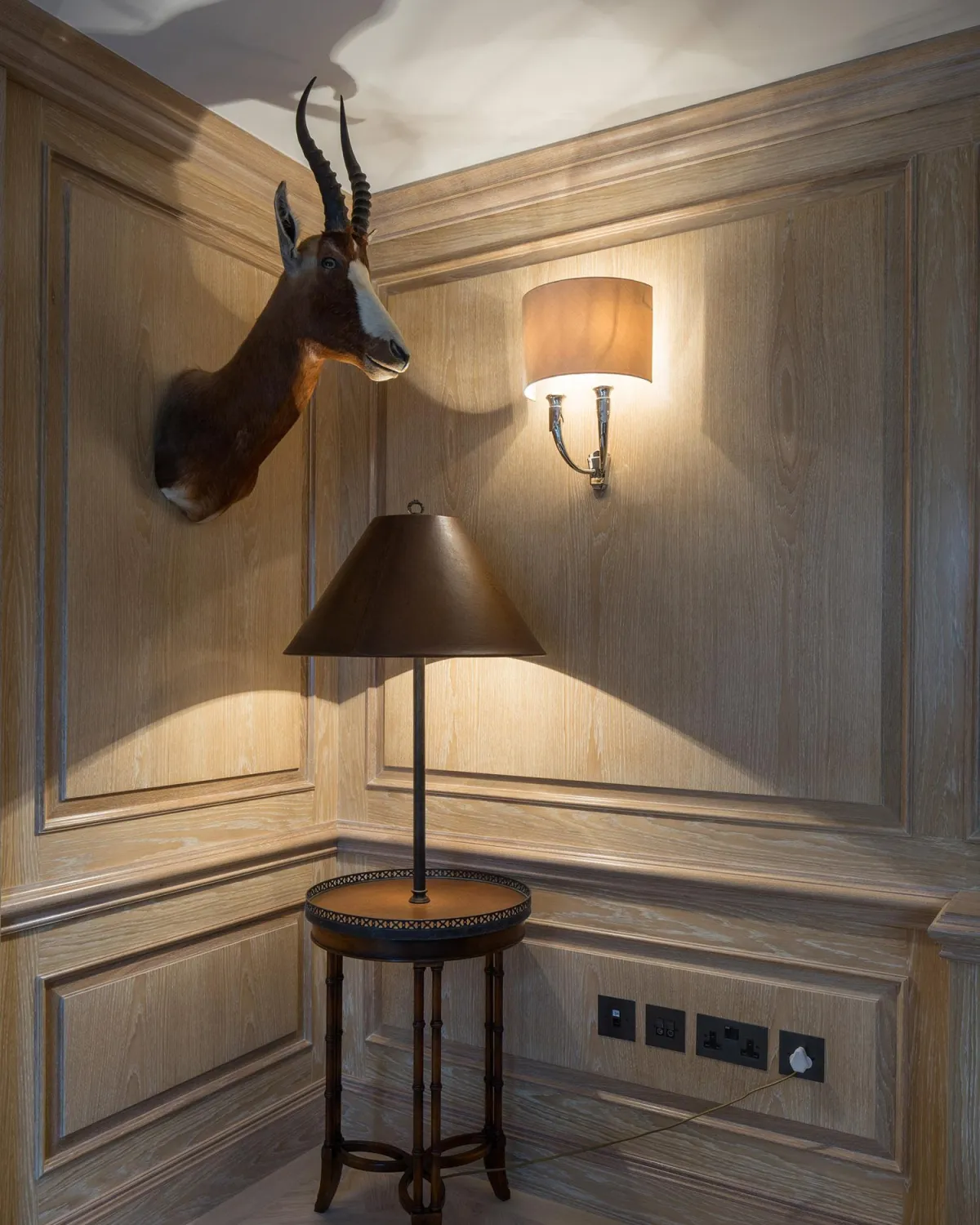 Snug - Harlington House - Kensington London