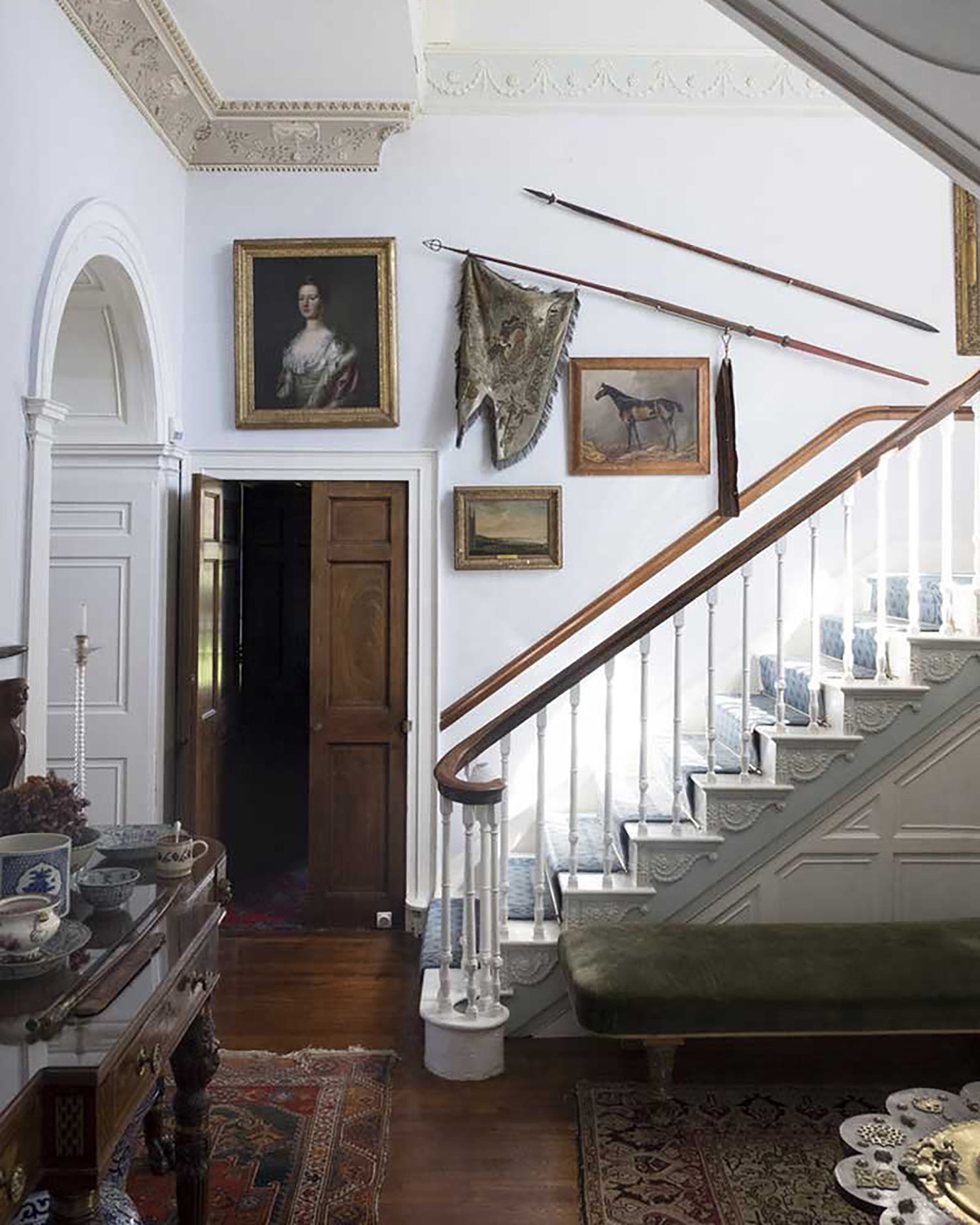 Auctions, Artists and Gallery Owners 