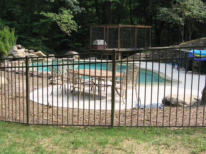 No Dig Aluminum Fencing Installed