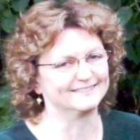 Portrait of client Lynn Truely