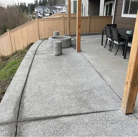 Federal Way Concrete builds and installs Patio