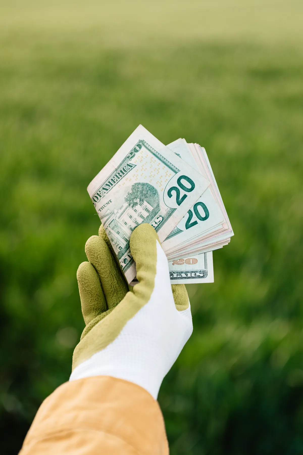 I make decent money. So why do I feel like a financial failure?