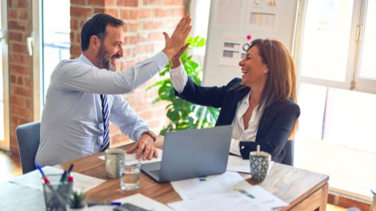 Manager rebuilding team direction and workplace stability after setbacks