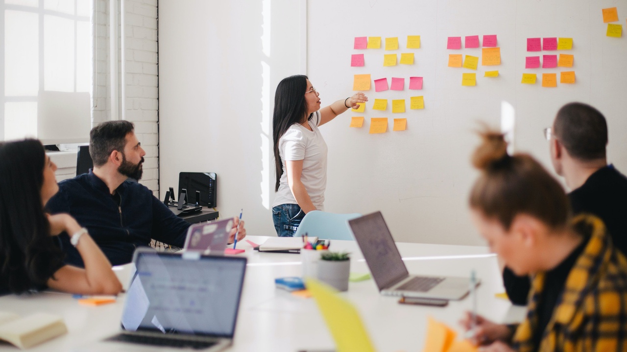 HR foundation checklist helping businesses build strong human resources systems
