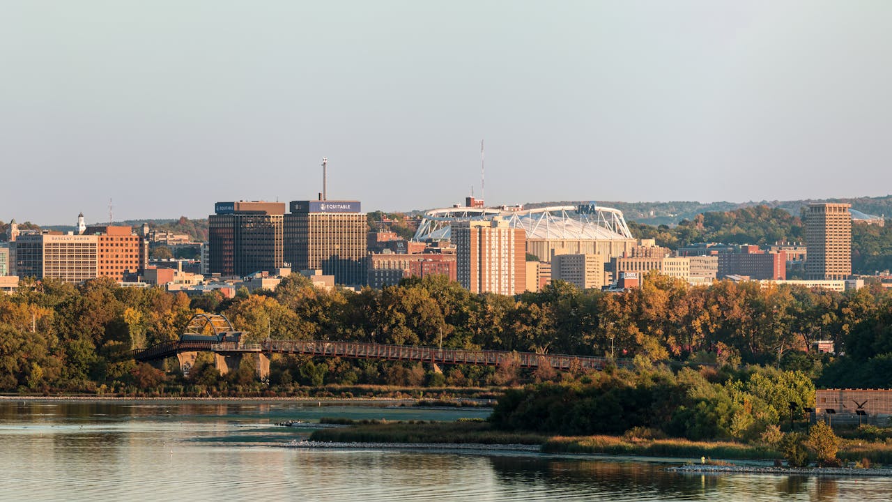 Syracuse New York Travel Guide Must-See Landmarks