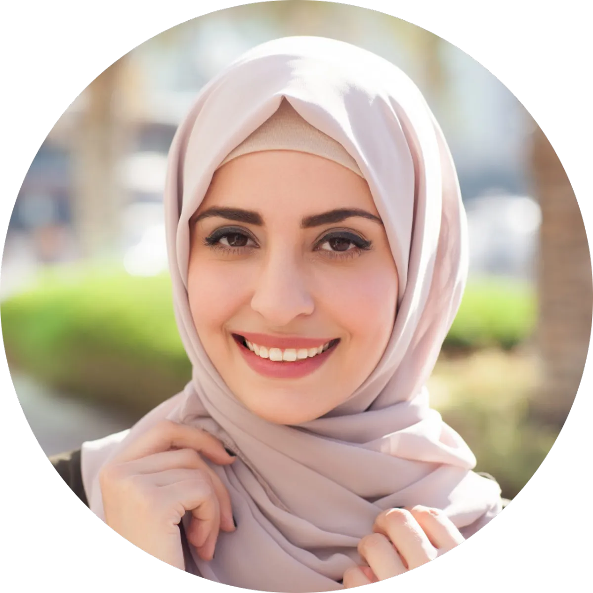 Satisfied Customers Share Their Experience with Halal Meals