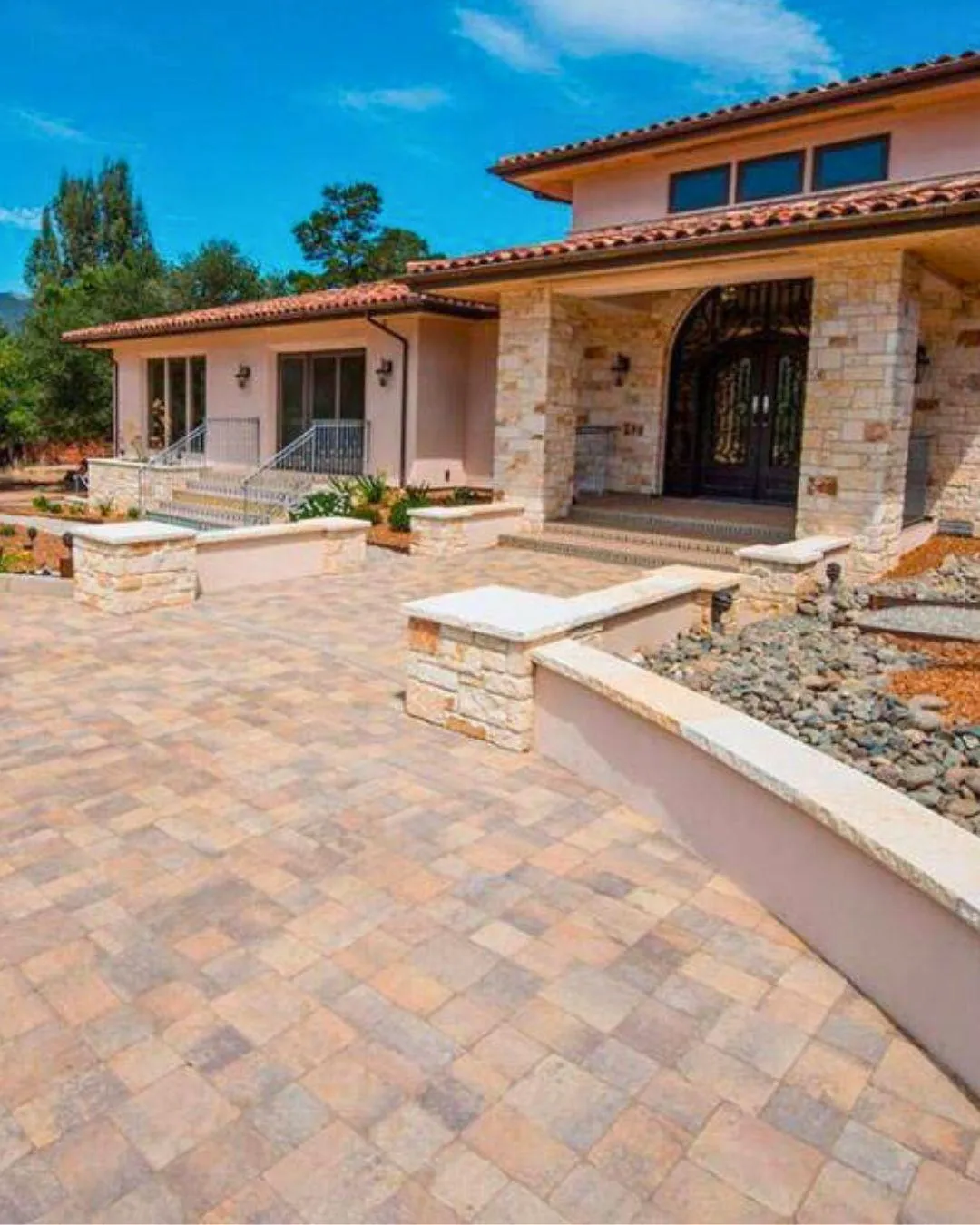 paver walkways with belgard pavers installed in santa rosa valley california by Paver Exchange