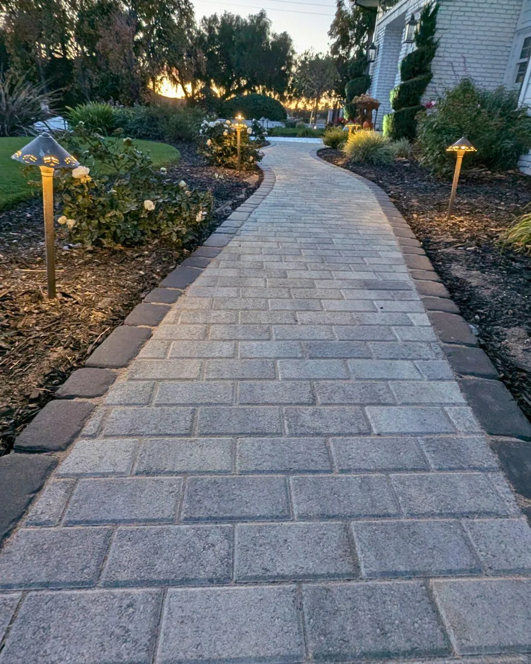 paver walkways with belgard pavers installed in santa rosa valley california by Paver Exchange