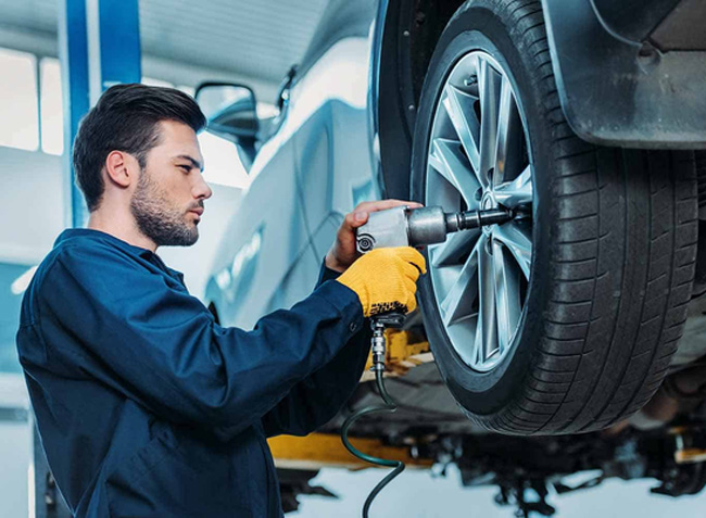 Oil Change Services in Lake Worth