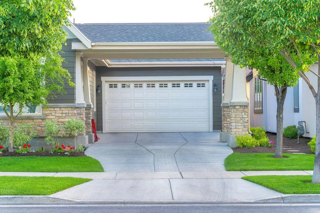 Spokane Concrete Pros builds and installs Driveways