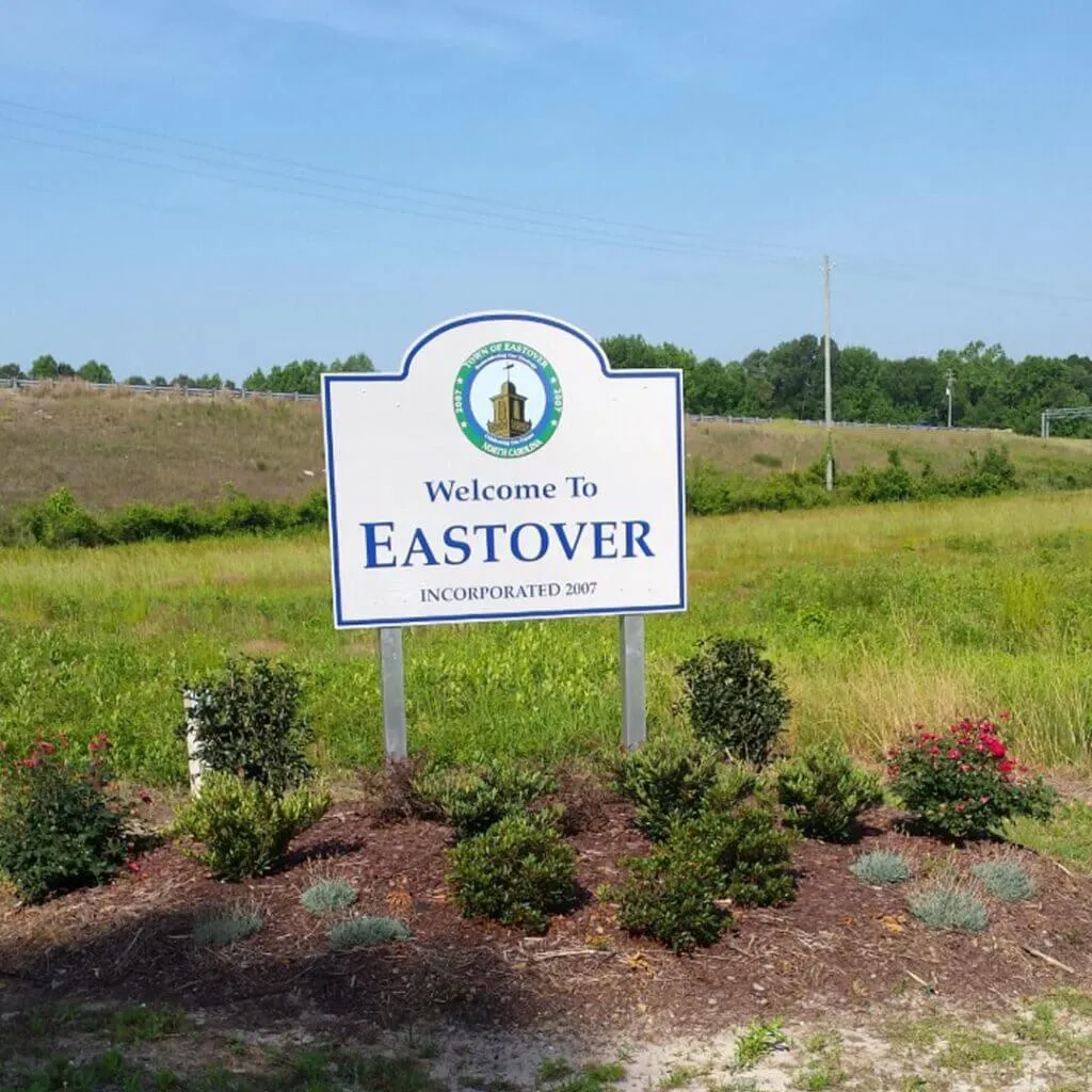 sign for eastover nc