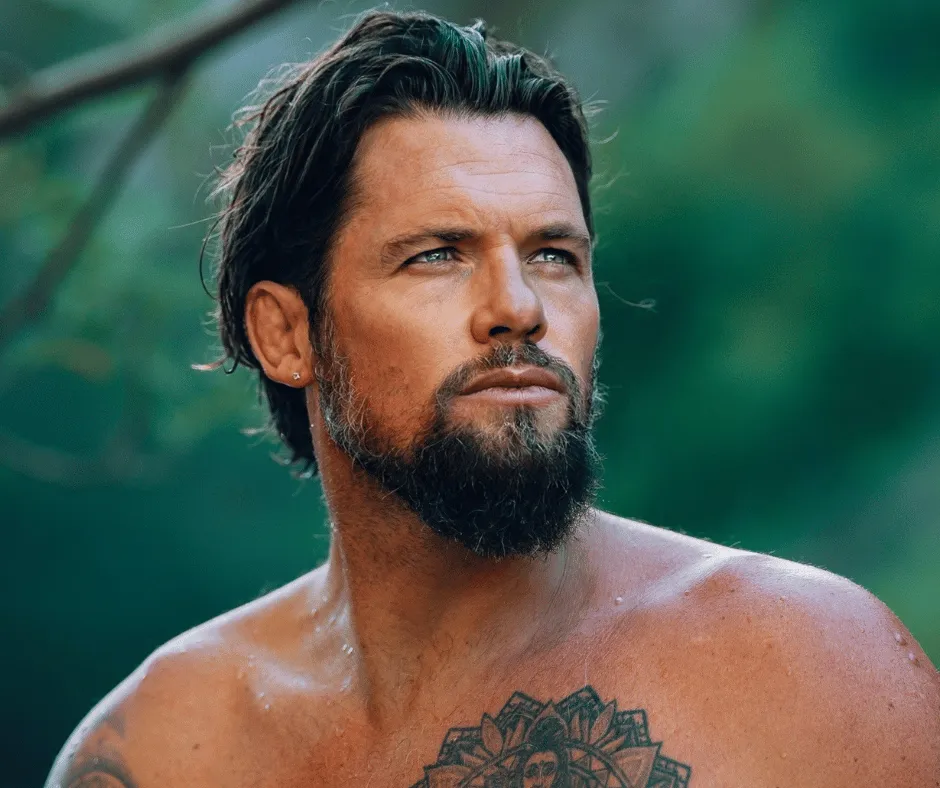 Joe van Niekerk Profile