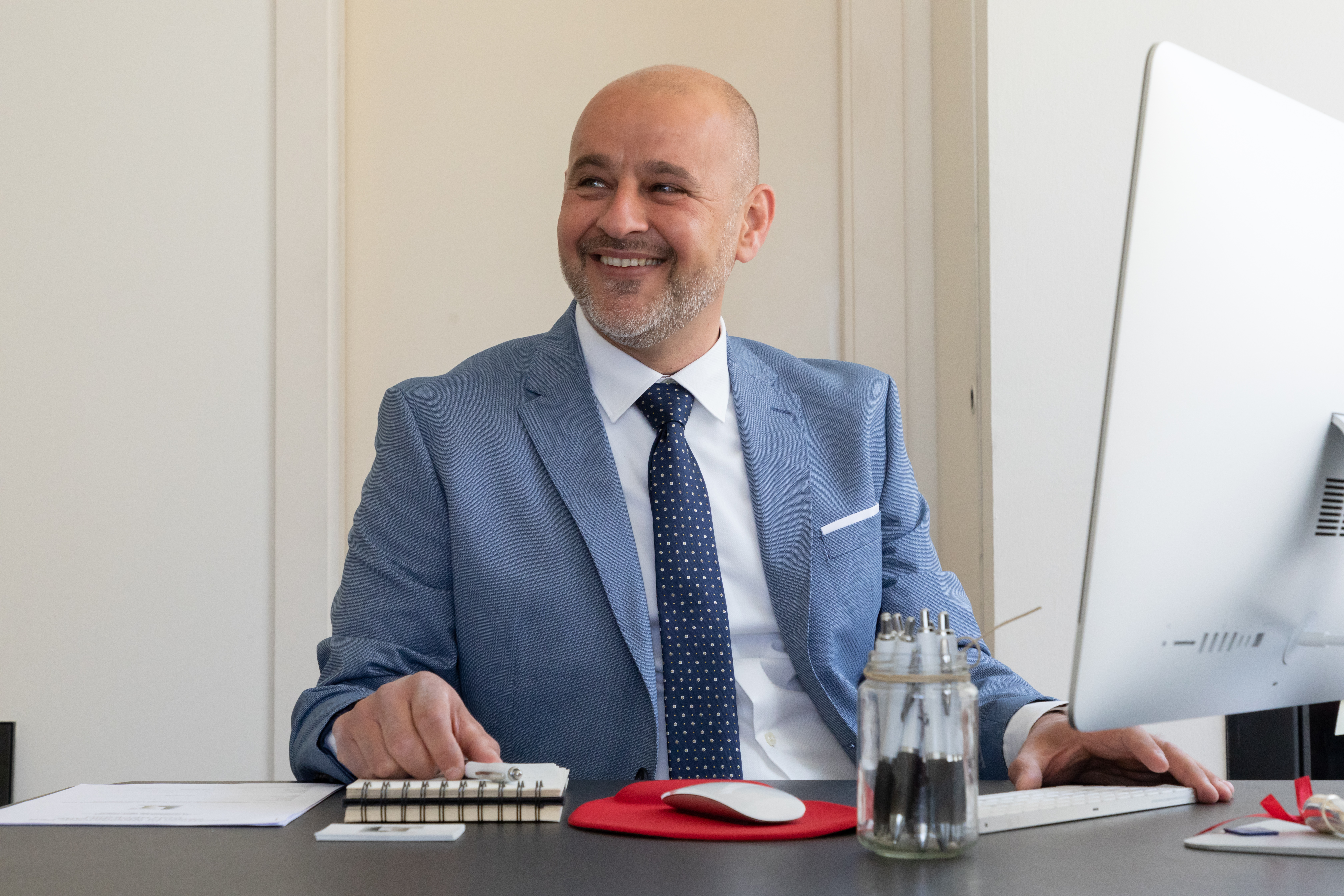 Ritratto cinematografico di Giovanni sul set di produzione PROVACASE