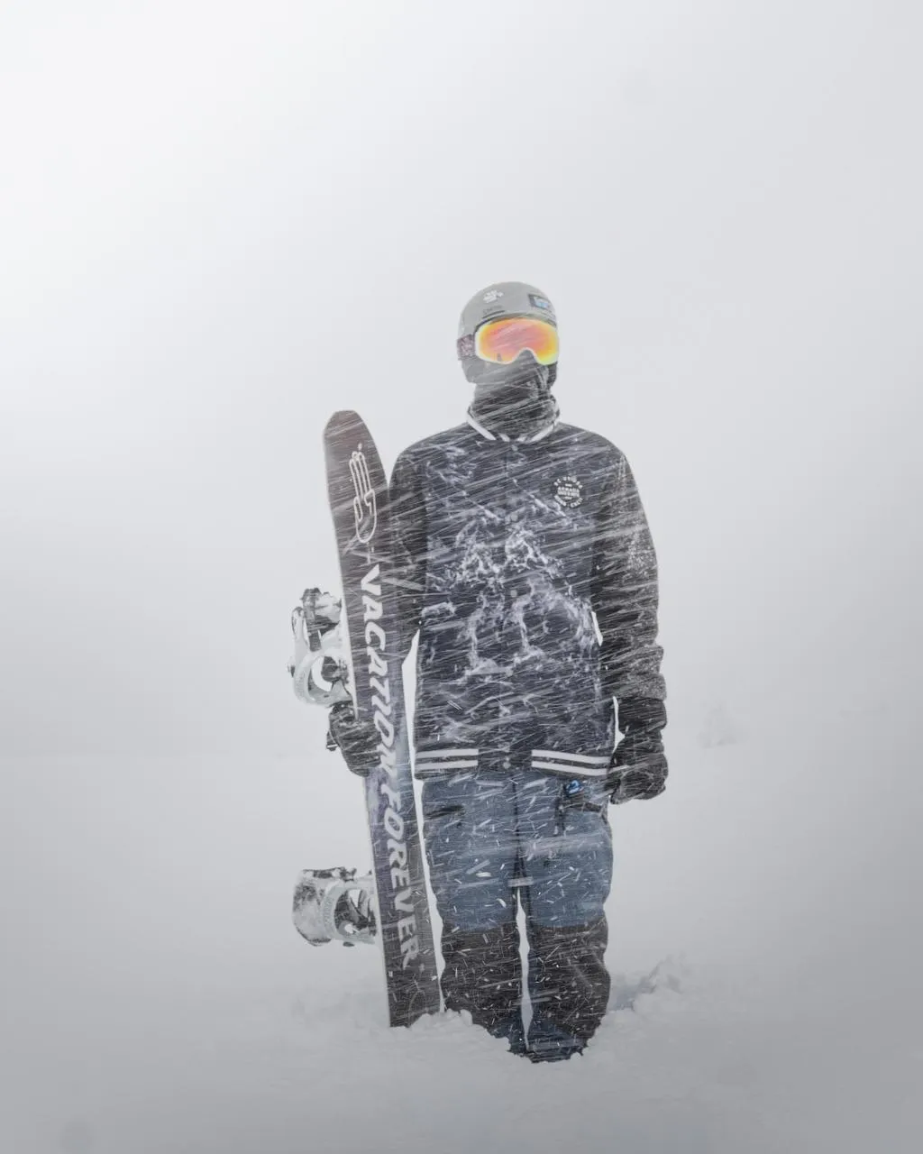 snowkite instructeurs in de sneeuw met kitereizen