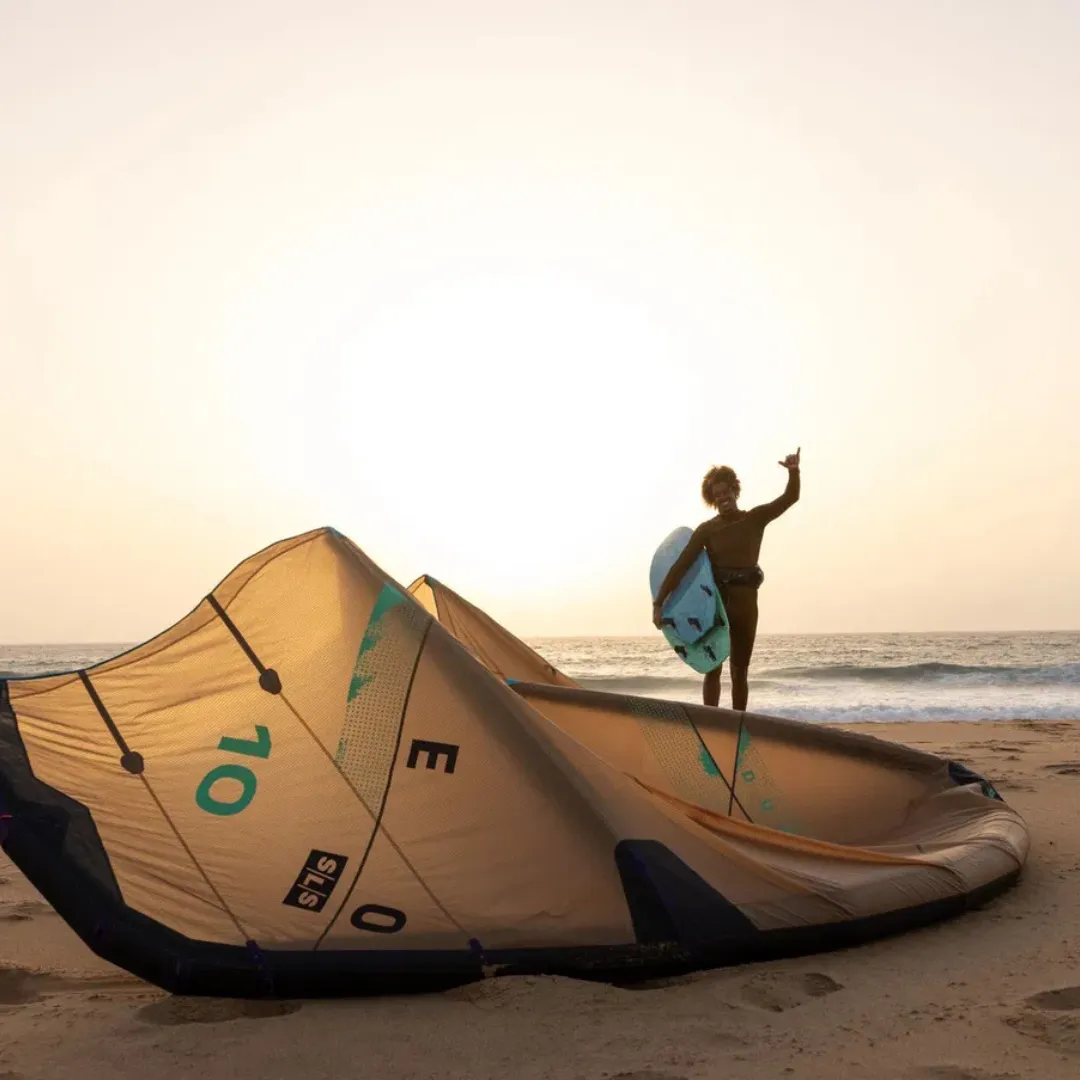 kitesurf lessons with kitemobile 