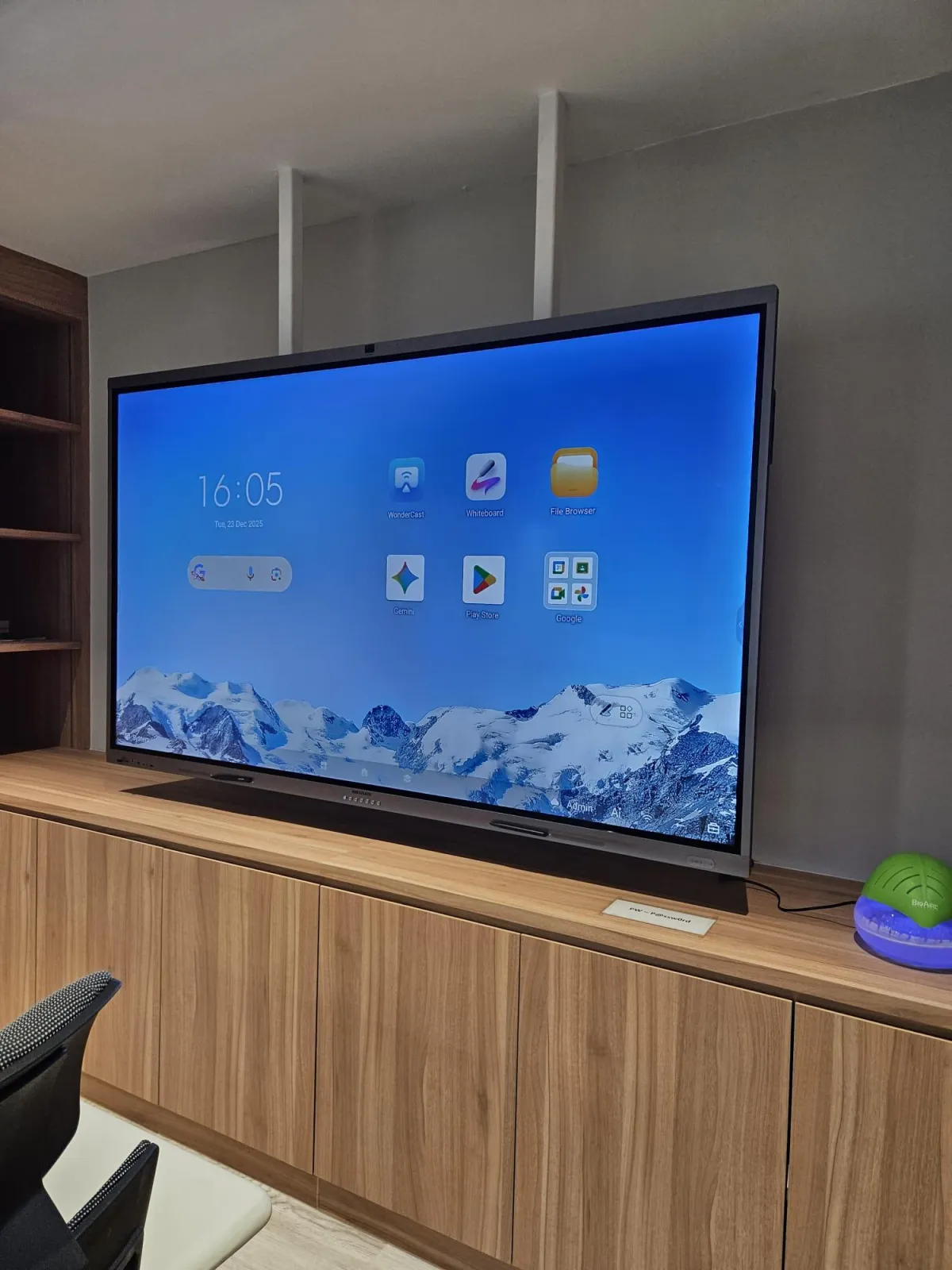 Interactive Whiteboard Installation Success Story 15