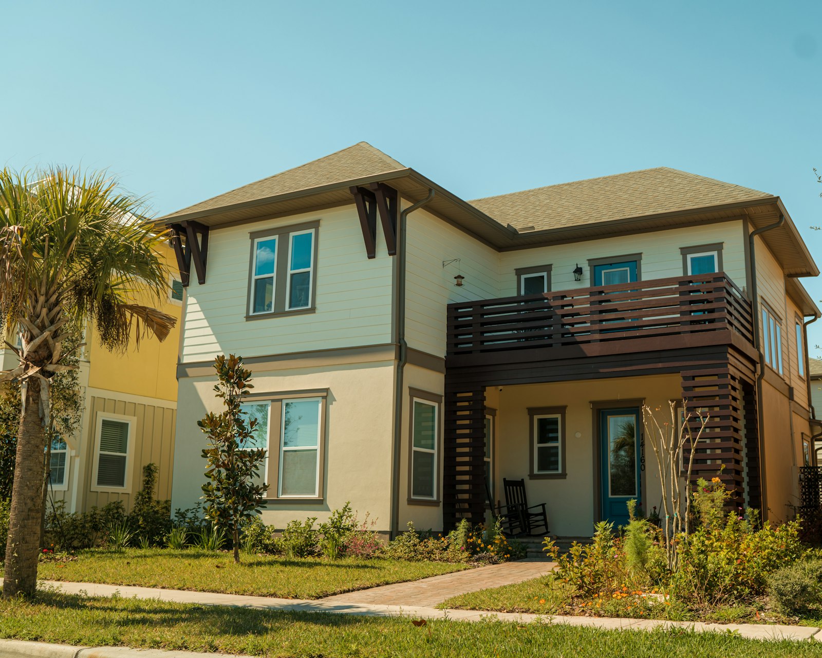 Two-Story Cape Coral Homes: Why the Upstairs Is Always Hotter and the Zoning Fix That Actually Works