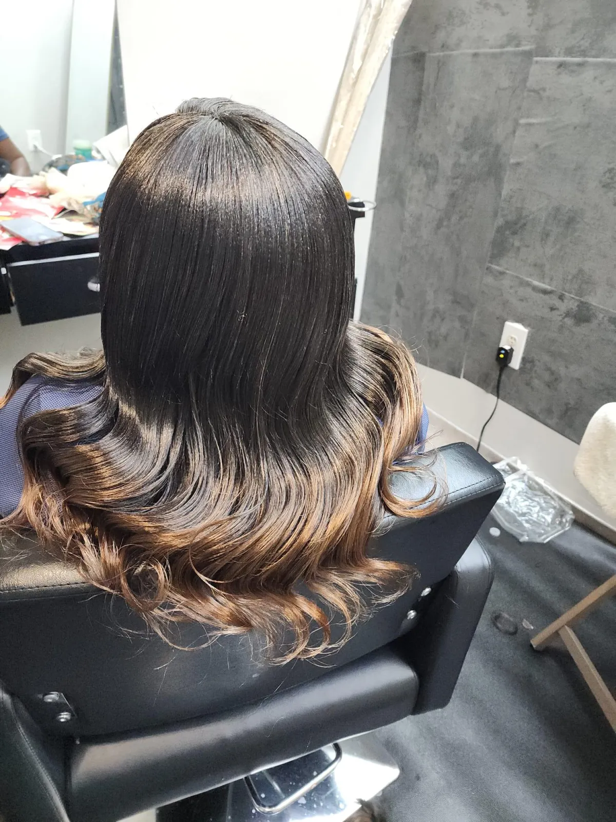 glam party makeup in [City] — Amazing Beauty Salon