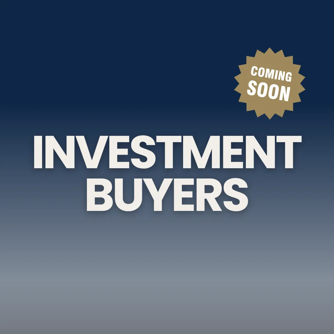 Smiling couple in a home, promoting EstateSeeker.ai’s free course for property investors looking to grow their portfolio and build wealth through smart real estate decisions
