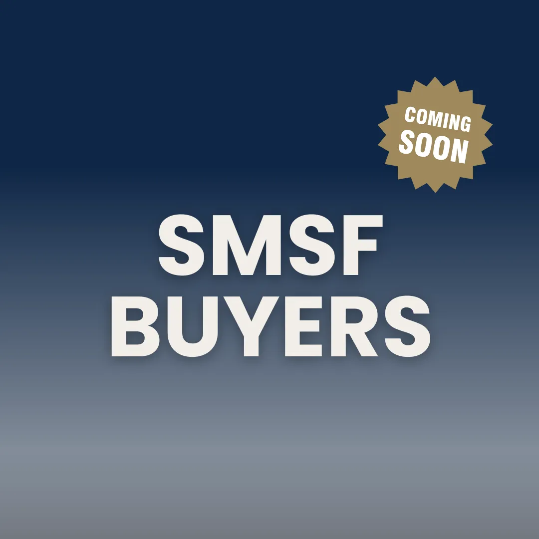 Man in suit holding a pink piggy bank, representing EstateSeeker.ai’s free SMSF property course for Australians using superannuation to invest in real estate smarter and safer