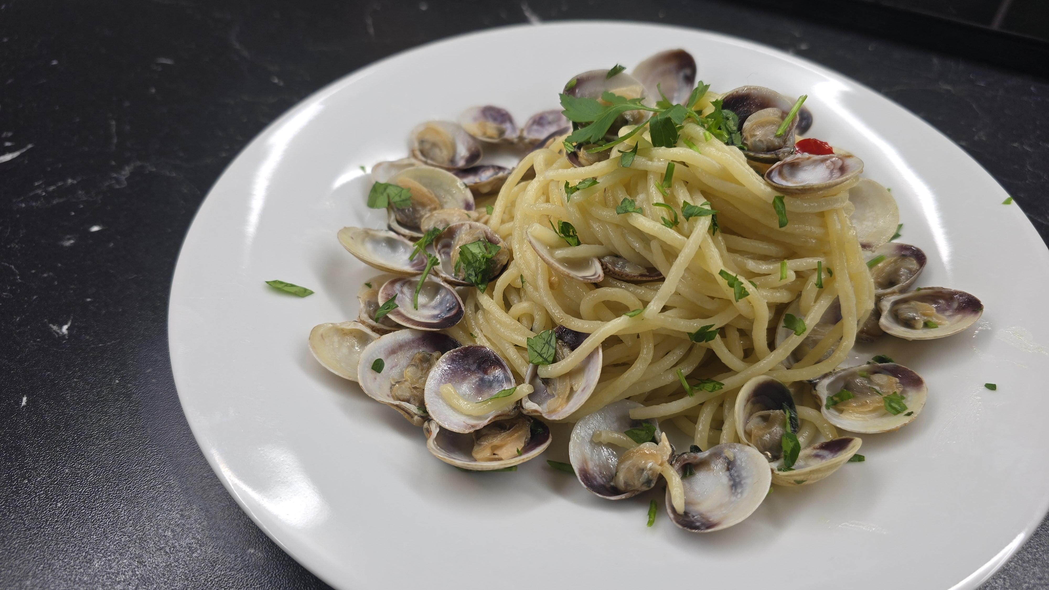 Homemade Spaghetti with Clams