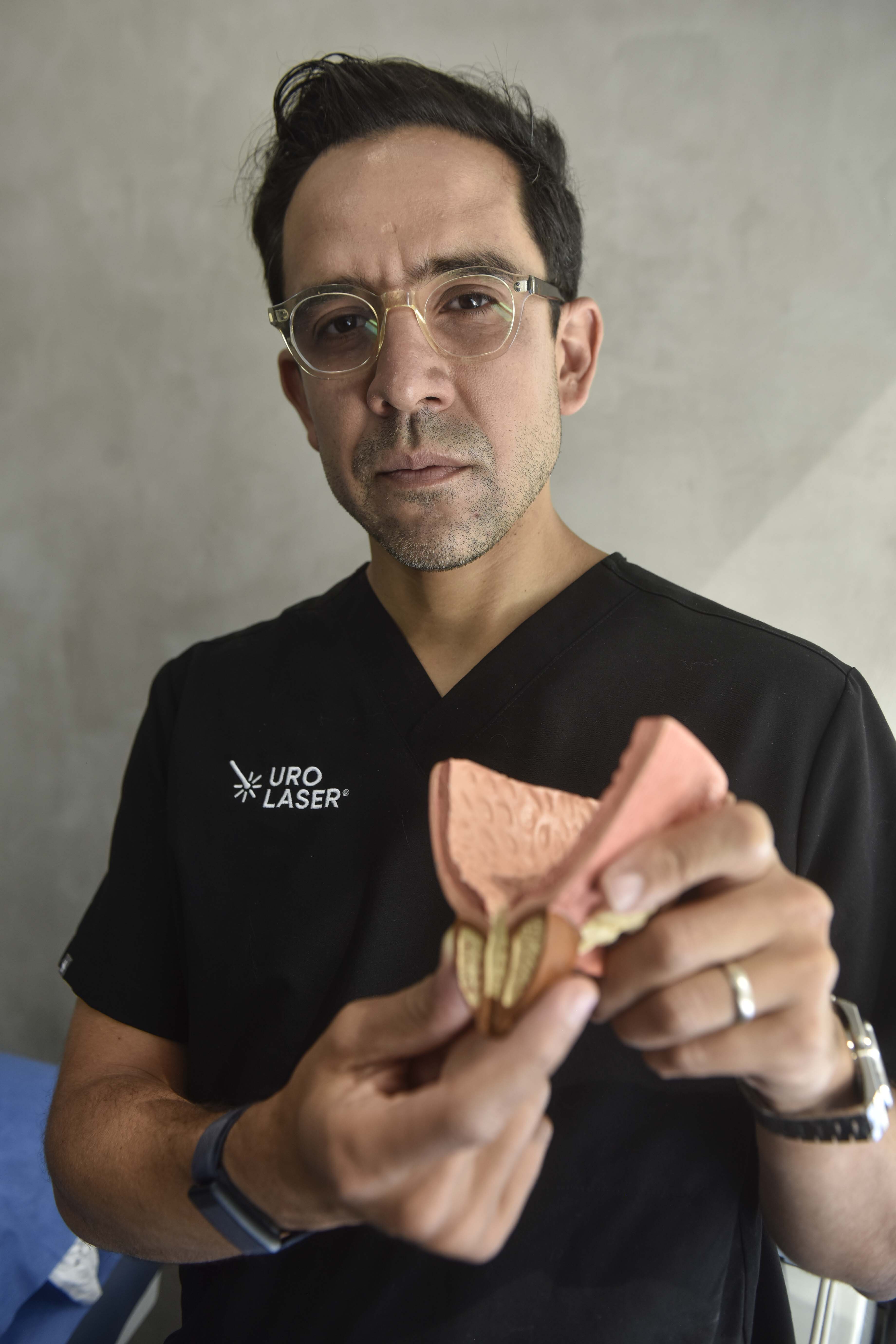 Consulta médica de valoración para ginecomastia