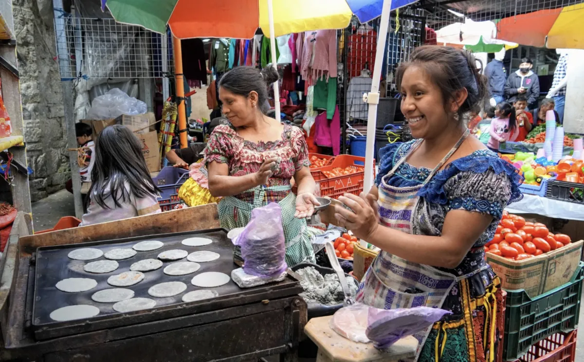 Guatemalan Street Food: A Gastronomic Adventure