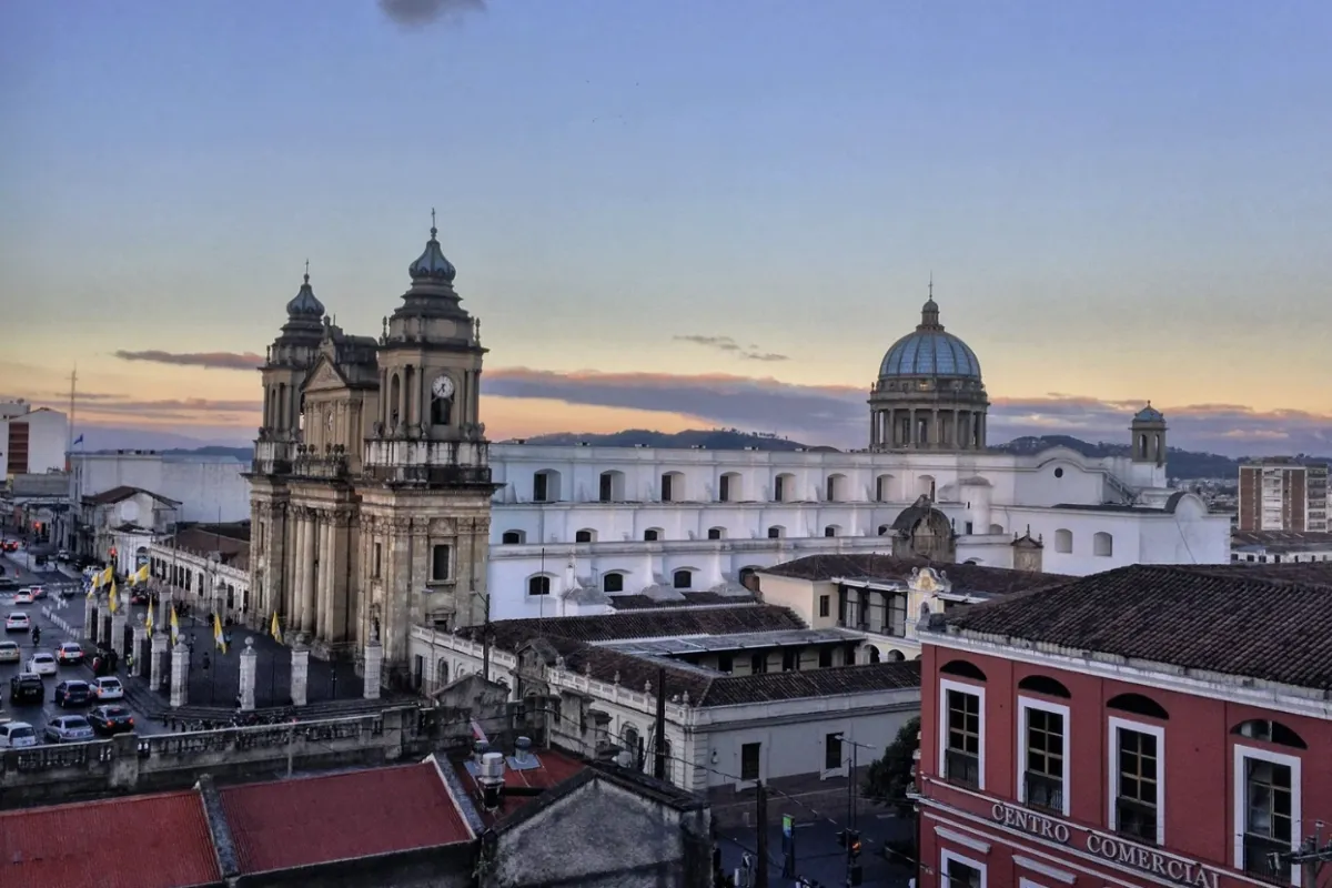 A picture of Guatemala City at sunset