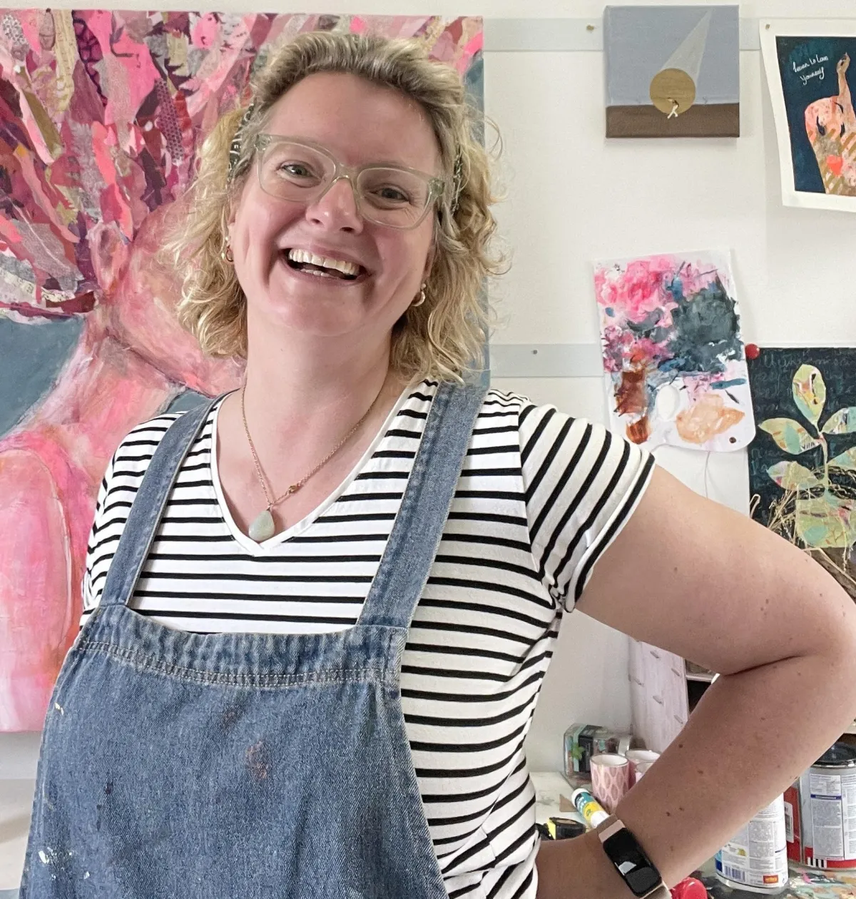 Portrait of Anna Berends van Loenen in her studio 