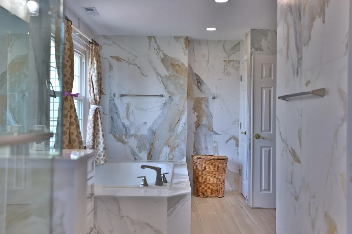 Luxury bathroom with beautiful wall tiles