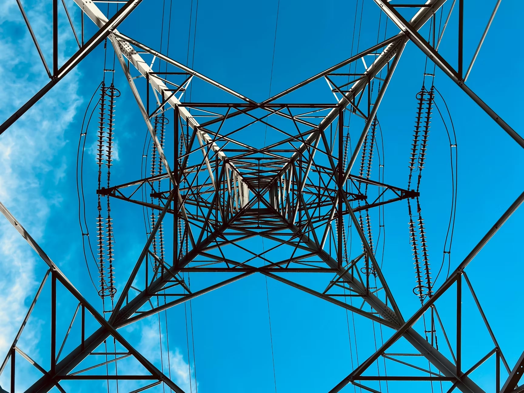 After Federal Rollbacks, Rising Power Costs Are a Strategic Risk. Now What?