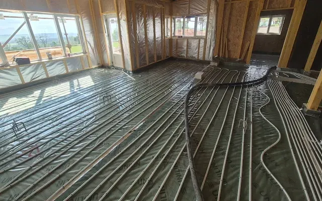  - Floor Screed Screed layng