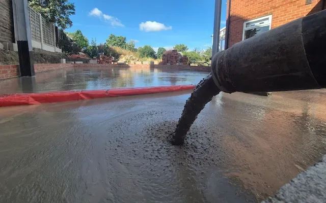  - Floor Screed Screed layng