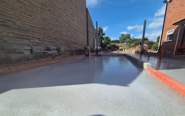  - Floor Screed underfloof heating completed 