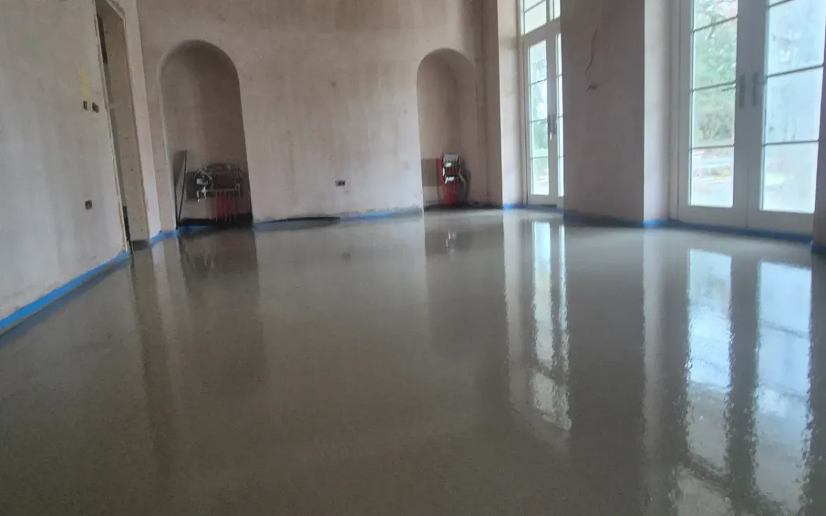  - Floor Screed underfloof heating completed 