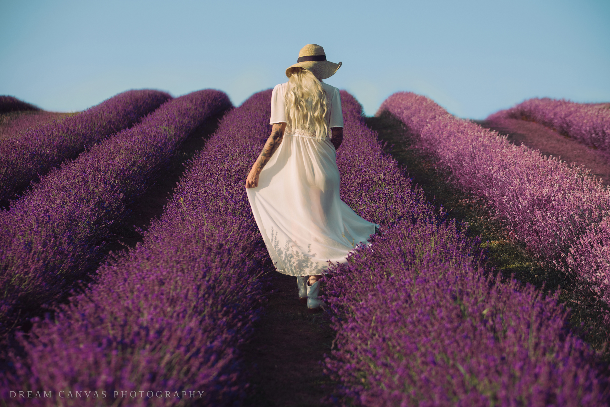 Fine Art Photography at Kelso Lavender Farm, Milton | Dream Boudoir Photography Toronto 