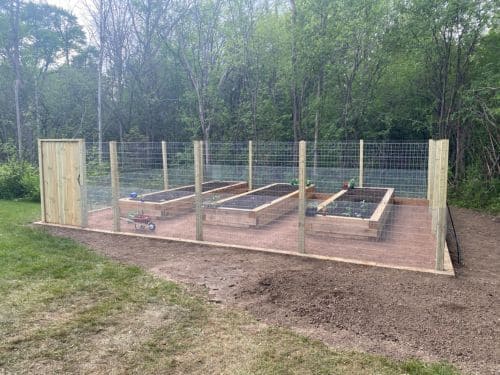 Retaining Walls & Natural Stone 