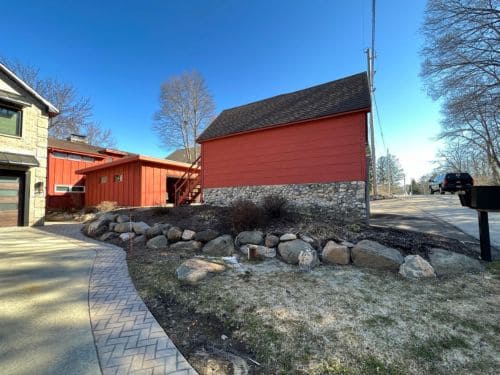 Cedarburg Retaining Walls & Natural Stone