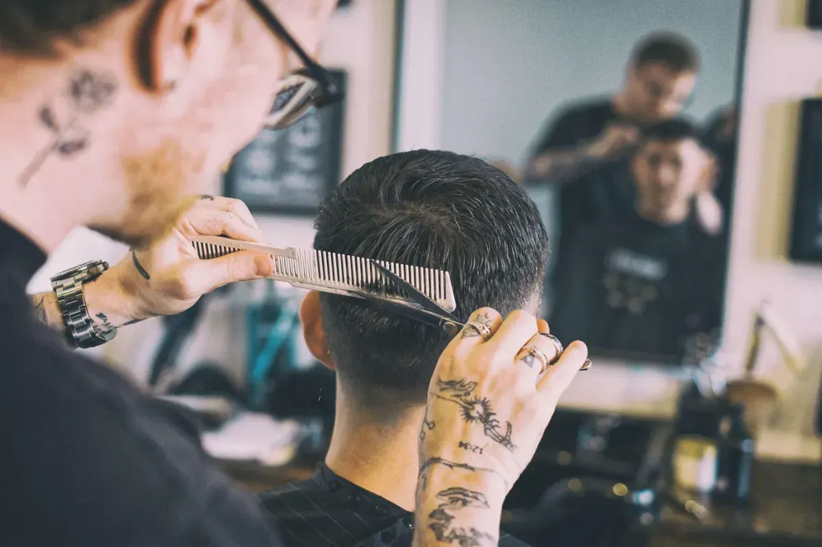 How to Choose the Right Barber Near You in Hamilton
