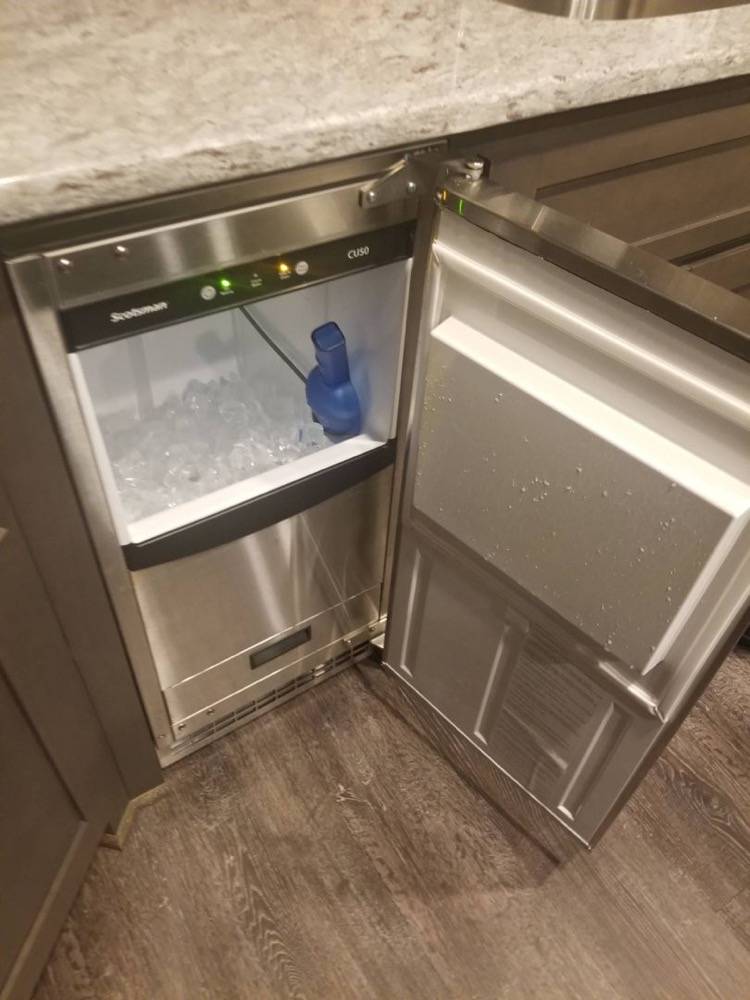 Built-in undercounter ice maker repair in Buford, GA
