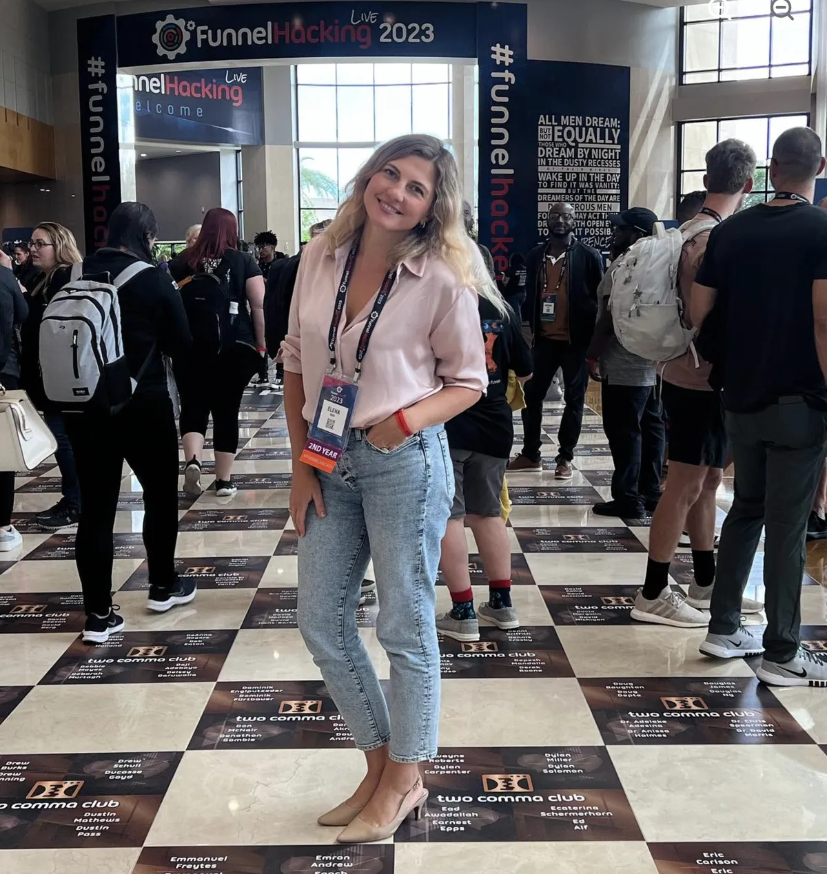 Elena - Founder & Funnel Strategy Consultant