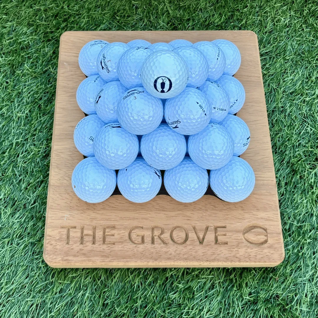 Driving Range Pyramid Stand