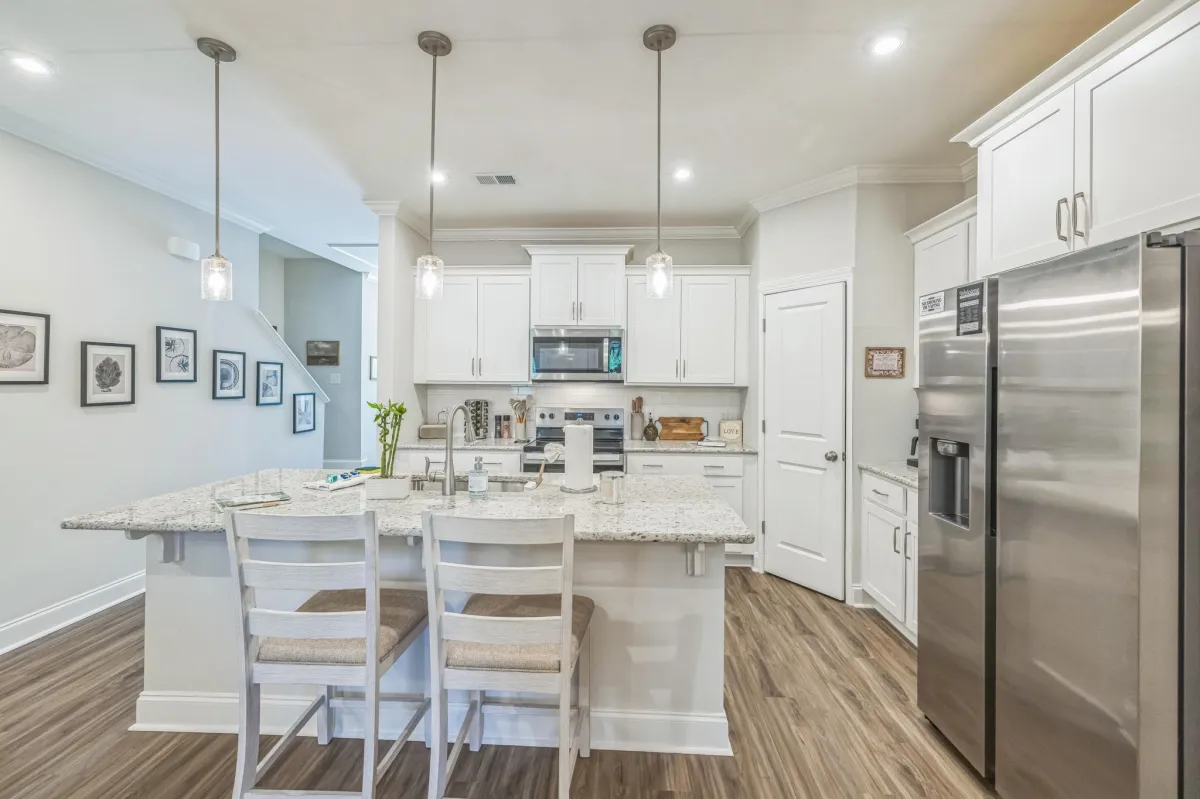 Spacious, open floorplan at Ivybridge