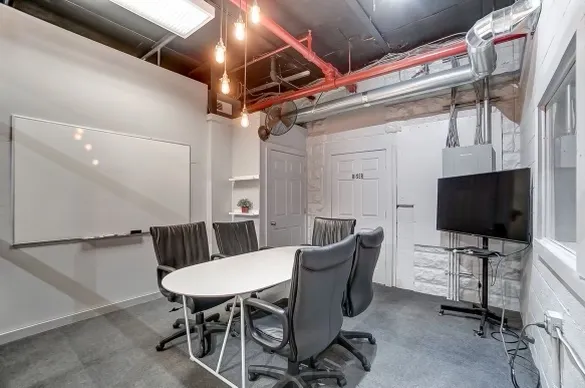 Picture of ORCA Coworking meeting room POD 6 with all the necessary comforts