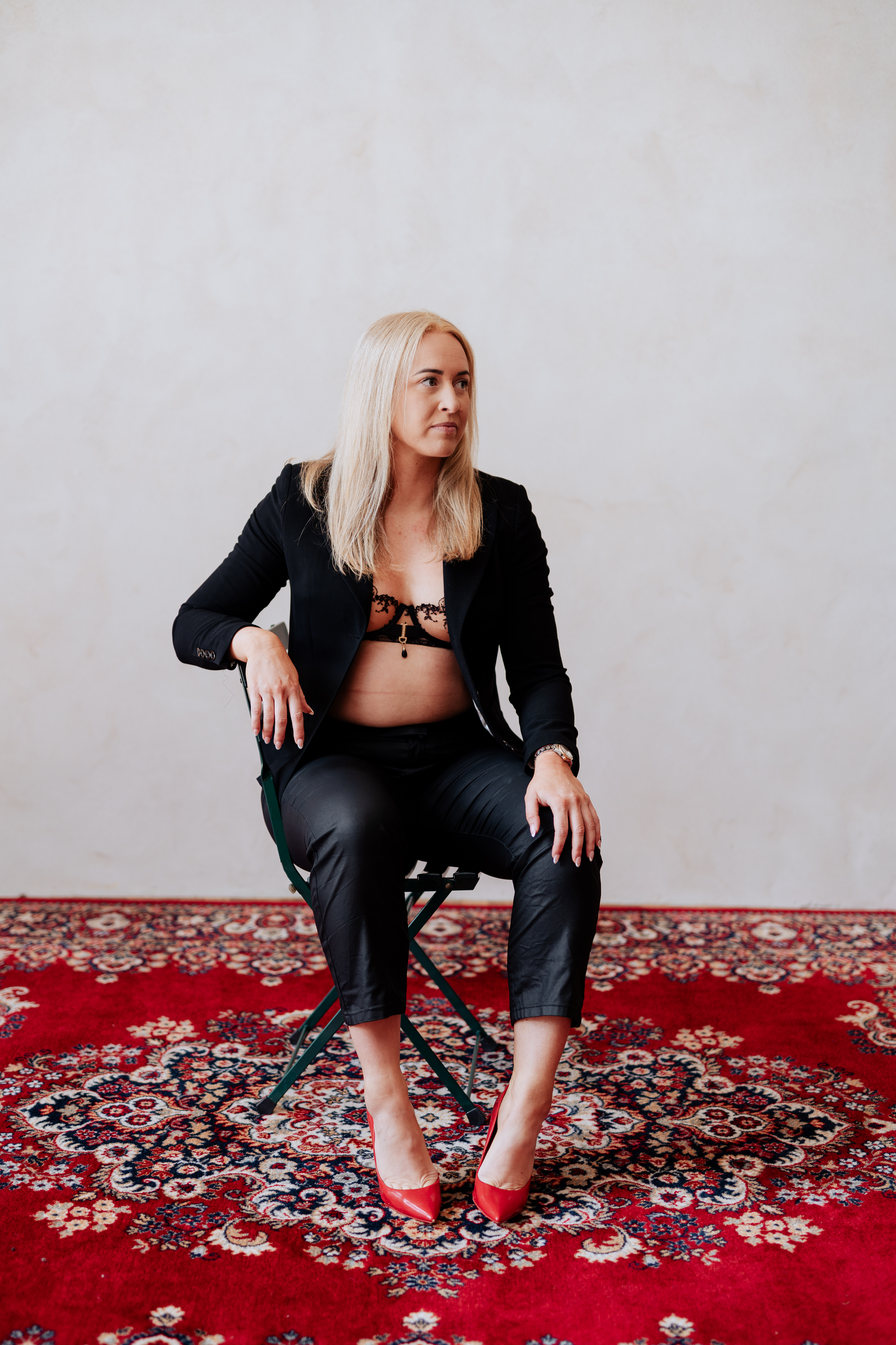 Kadi Sonntag - Women's Empowerment Coach