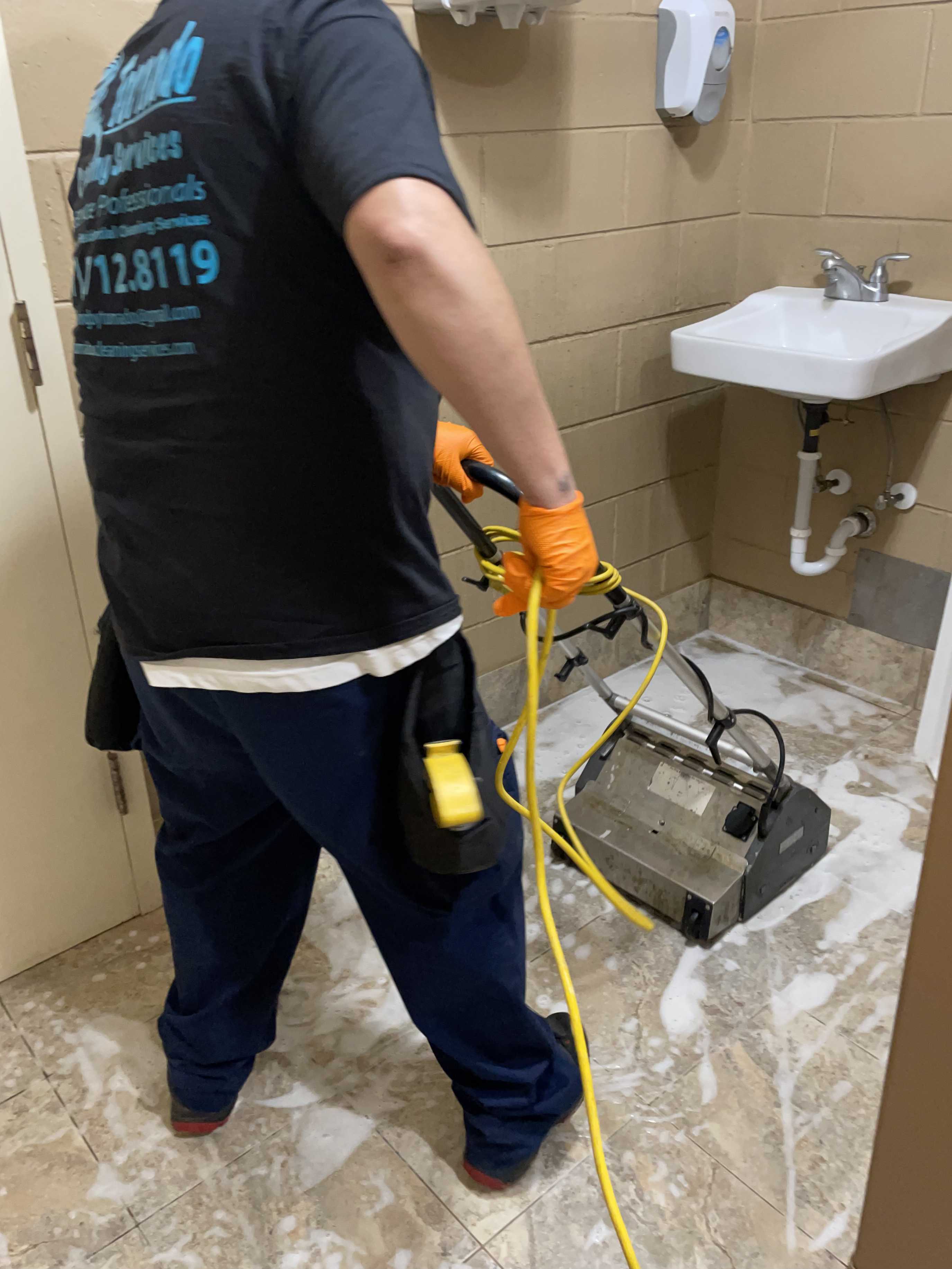 Cleaners Janitorial Services in Milwaukee WI